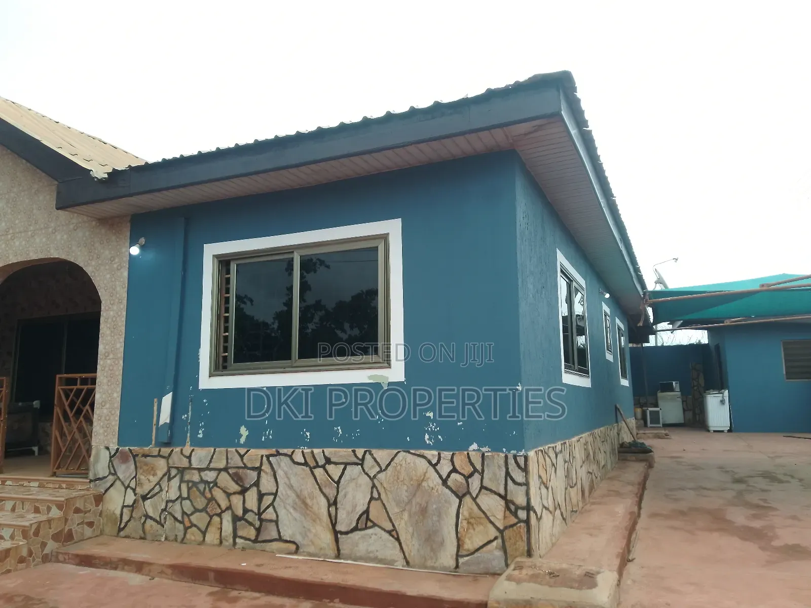 5bdrm House in Dki Properties, Valley View Area for sale