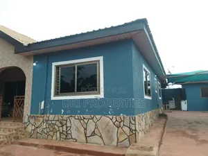 5bdrm House in Dki Properties, Valley View Area for sale
