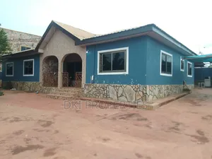 5bdrm House in Dki Properties, Valley View Area for sale
