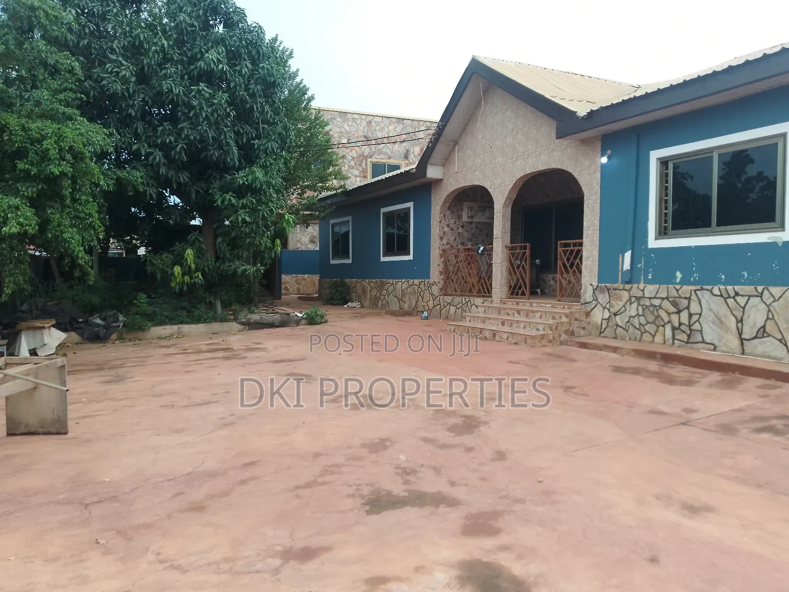 5bdrm House in Dki Properties, Valley View Area for sale