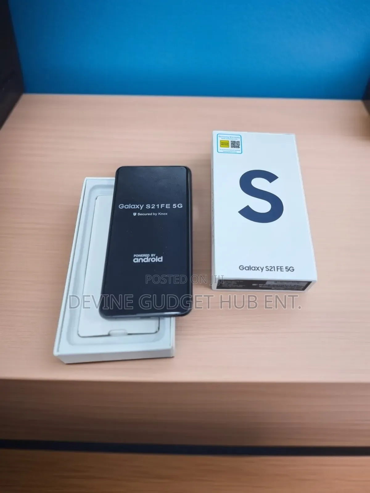 New Samsung Galaxy S21 FE 5G 128 GB Gold