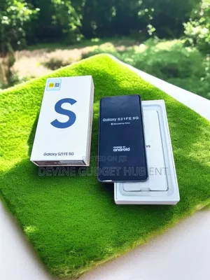 New Samsung Galaxy S21 FE 5G 128 GB Silver