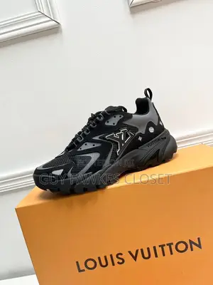 Lv Runner Tatic Sneaker