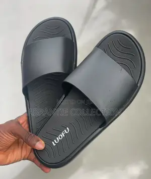 Authentic Luofu All Black Slides
