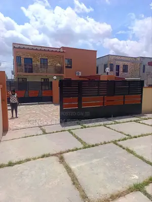 3bdrm House in Mile7-Area, Achimota for sale