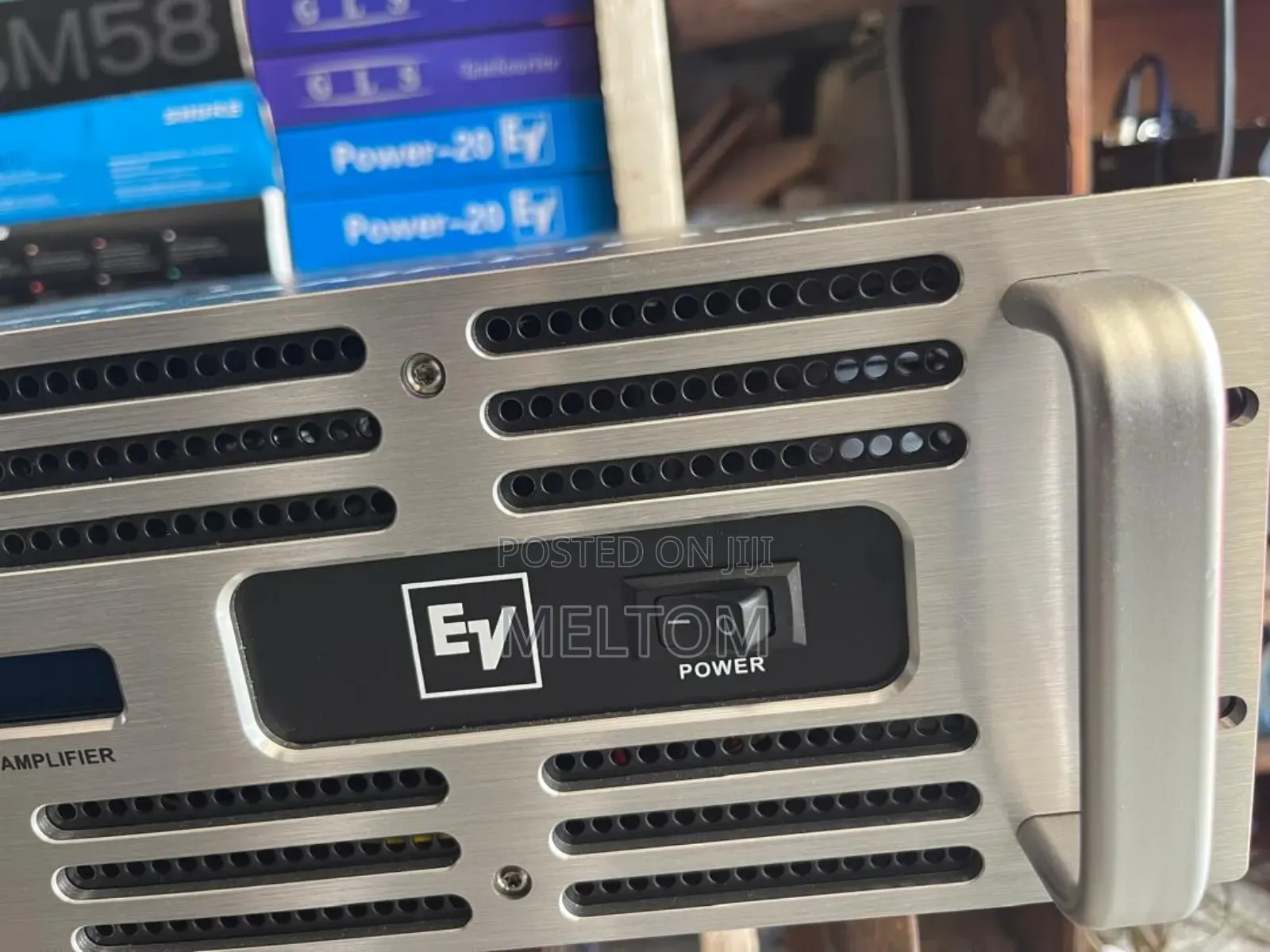 Ev P-9300 Bass Power Amplifier