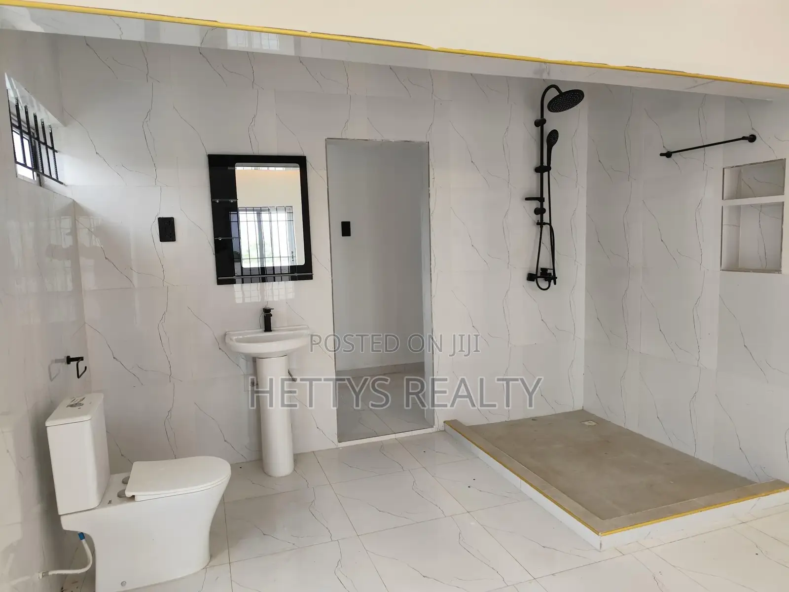 3bdrm House in Aburi for sale