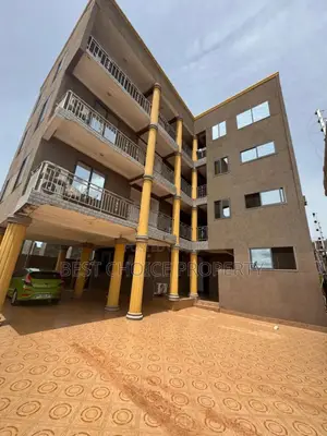 Chamber and Hall Sc Adenta Frahfrah