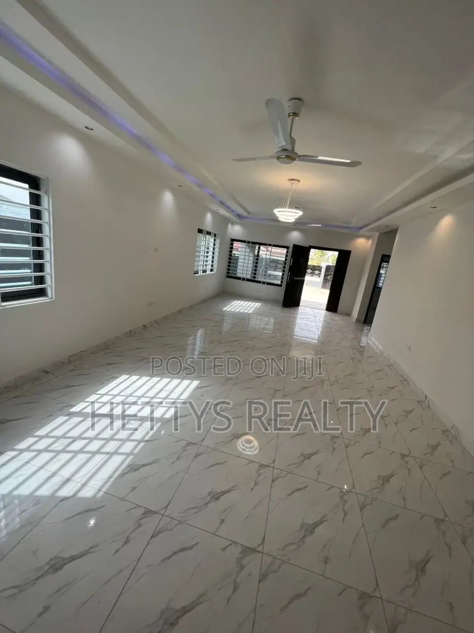 3bdrm House in Ablekuma for sale