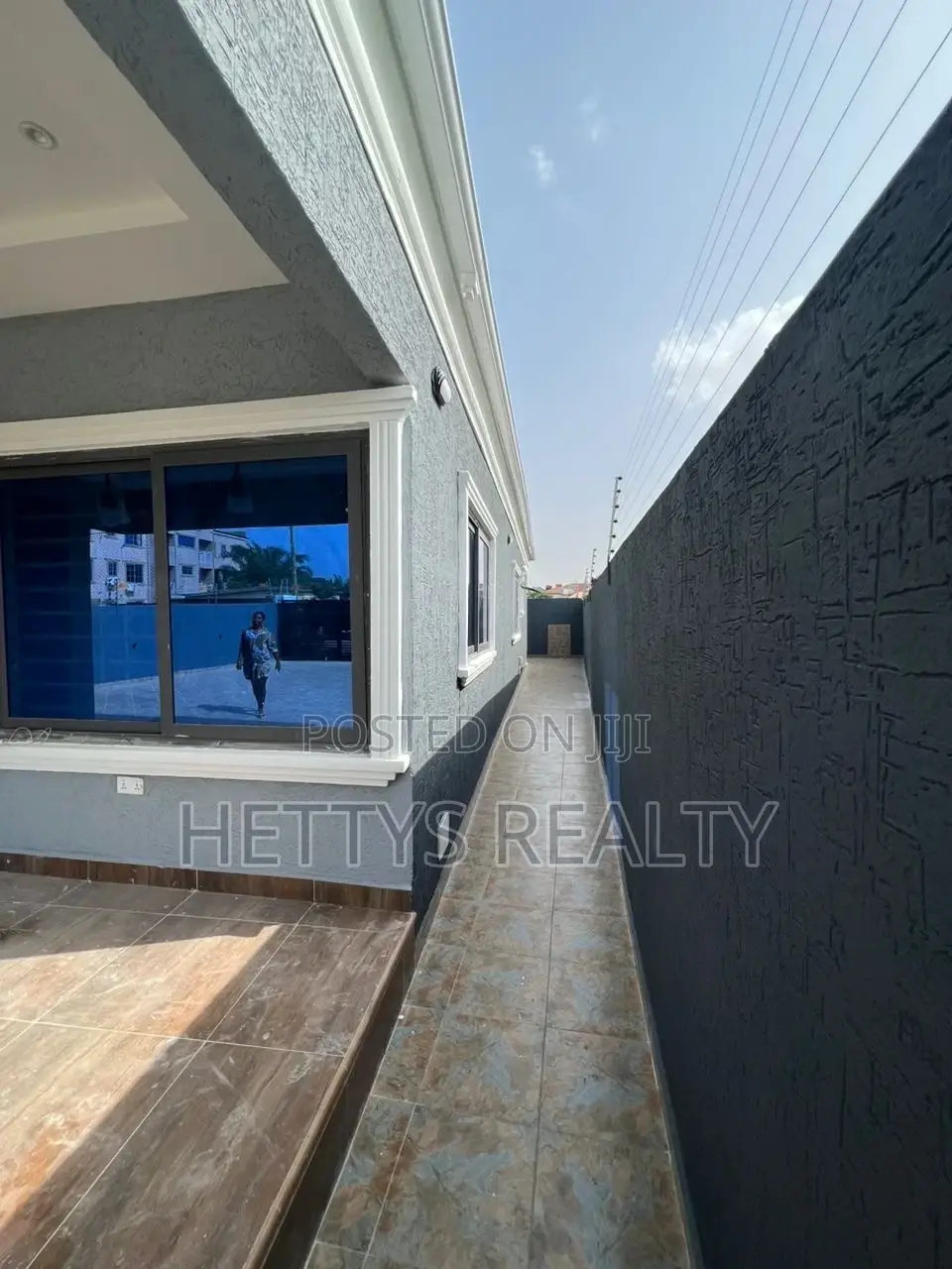 3bdrm House in Ablekuma for sale