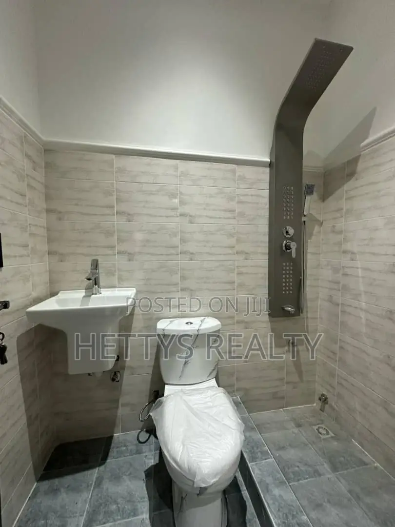 3bdrm Apartment in East Legon for sale
