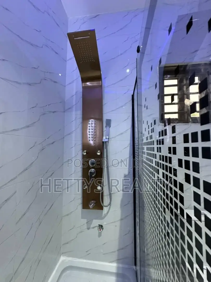 3bdrm Apartment in East Legon for sale