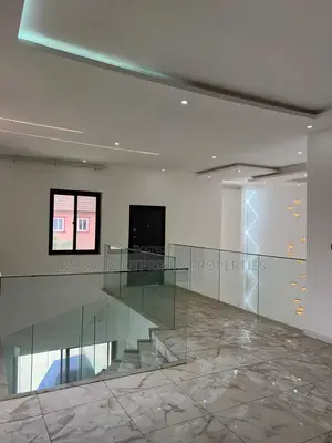 4bdrm House in Luxelooks Properties, Ashaley Botwe for rent