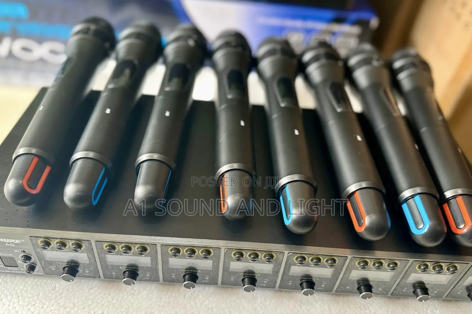 Shure 8-in-1 Wireless Microphone Set