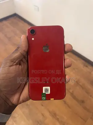 Apple iPhone XR 64 GB Red