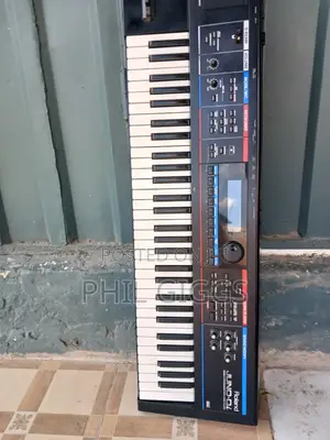 Roland Juno Di 61keys