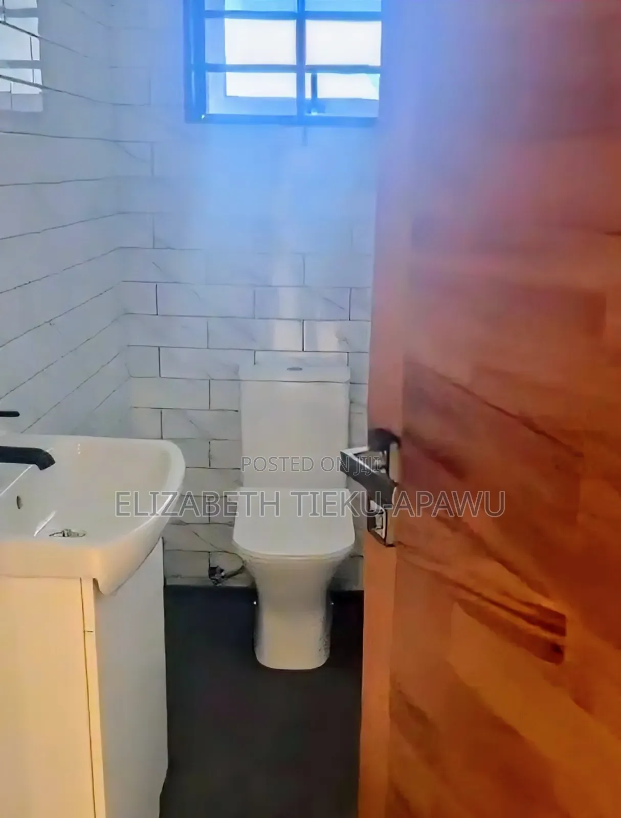 2bdrm Apartment in Hfc Estates, Baatsona Total for rent