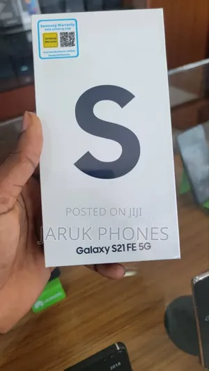New Samsung Galaxy S21 FE 5G 256 GB Black