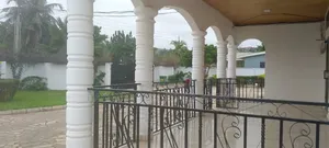 4bdrm House in Airport Residential Area for rent