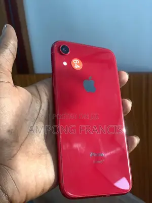 Apple iPhone XR 64 GB Red