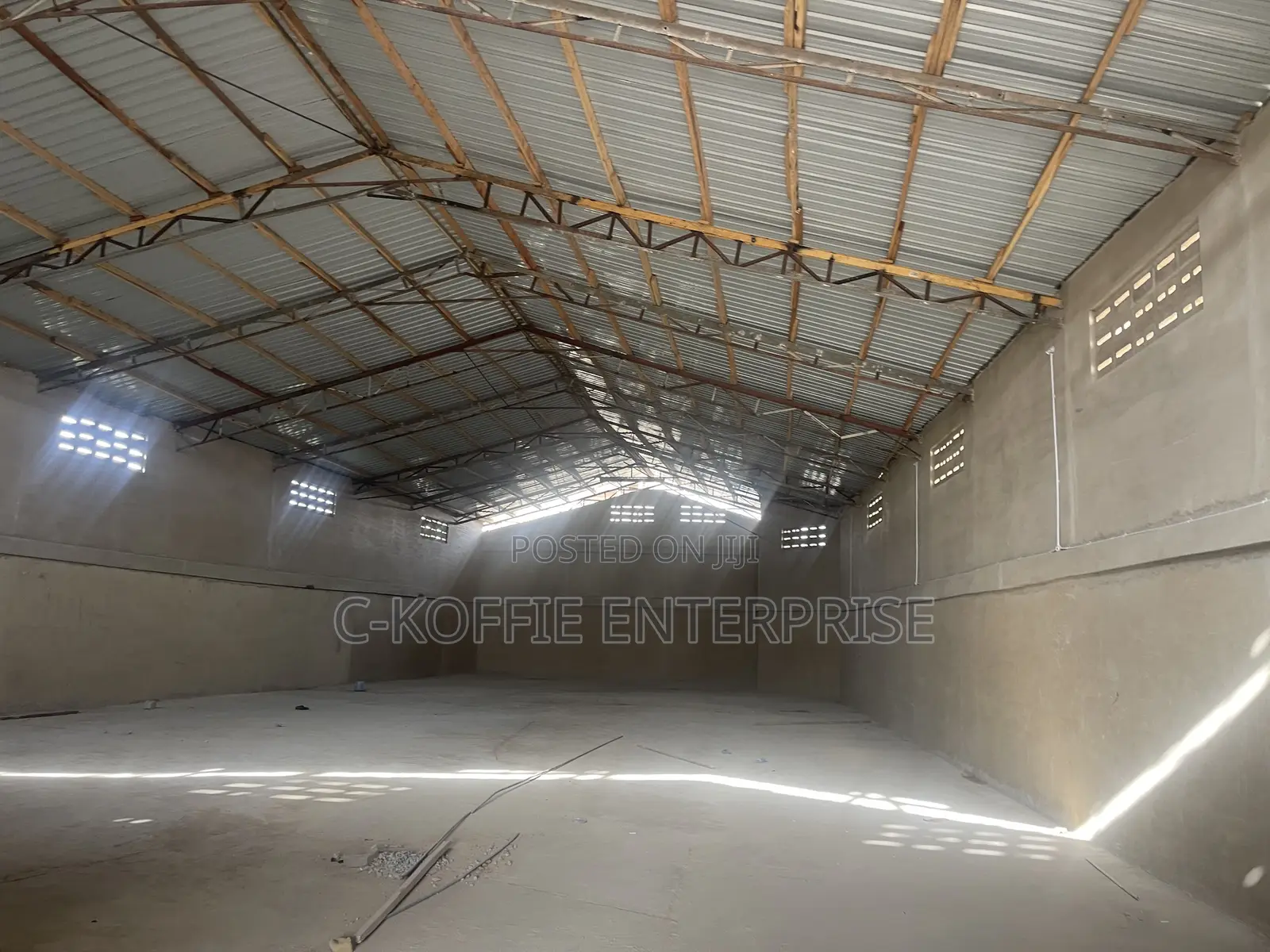 650 SQM Warehouse at Amasaman for Rent