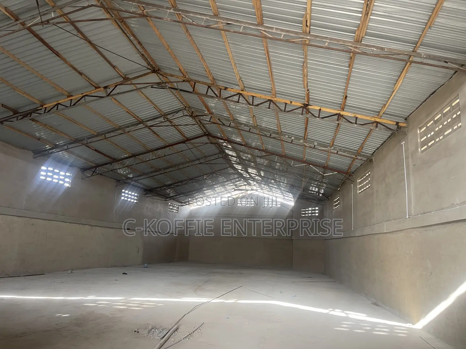 650 SQM Warehouse at Amasaman for Rent