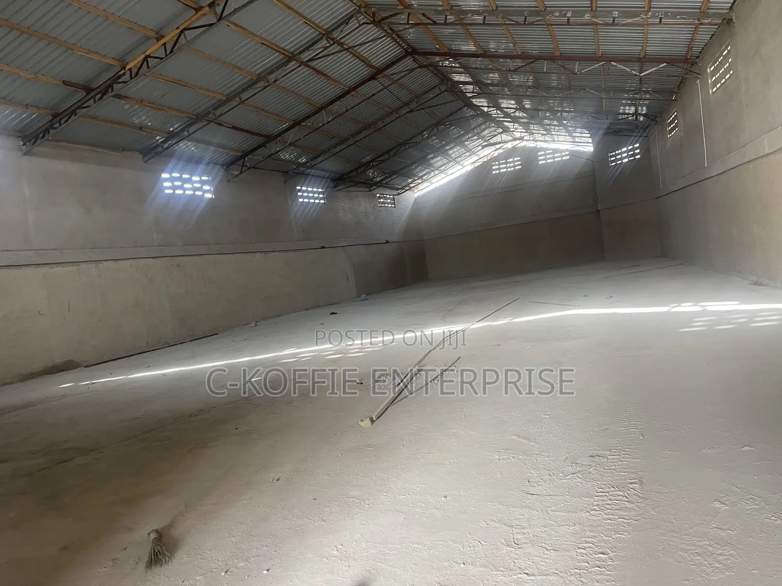 650 SQM Warehouse at Amasaman for Rent