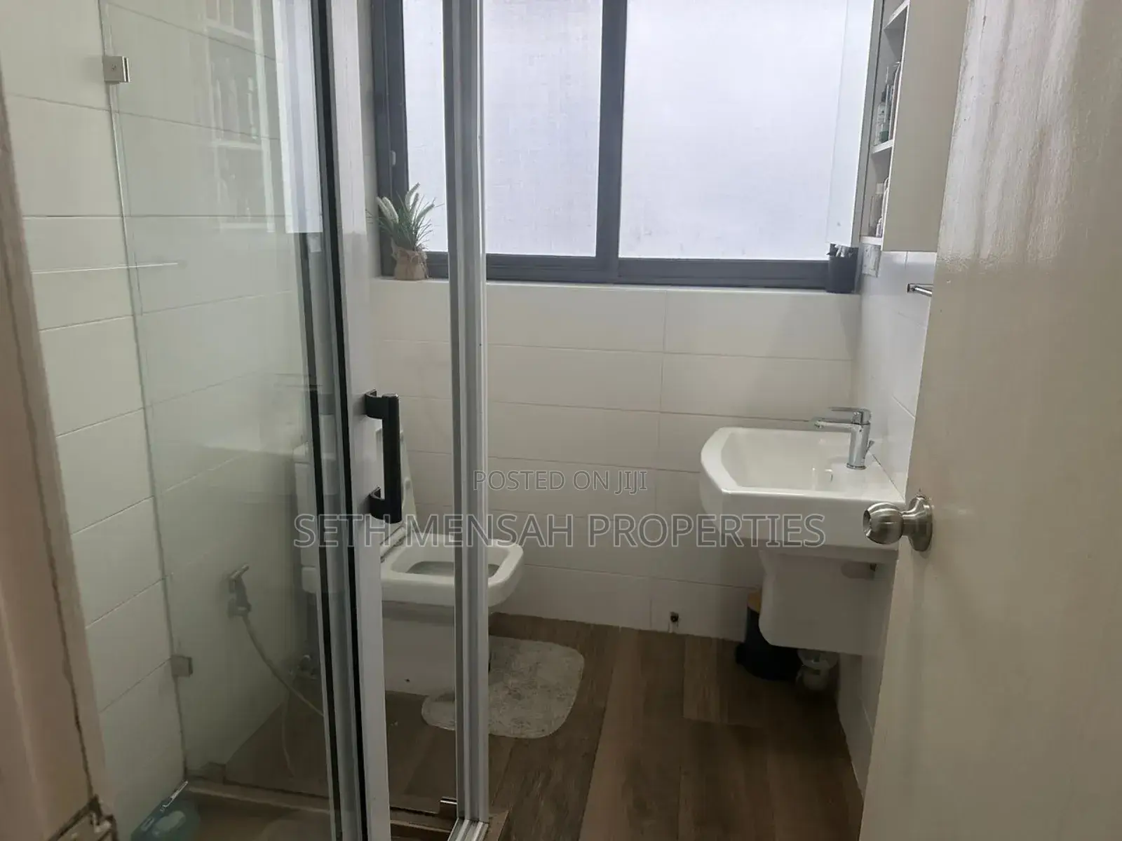 Furnished 1bdrm Apartment in Osu for sale