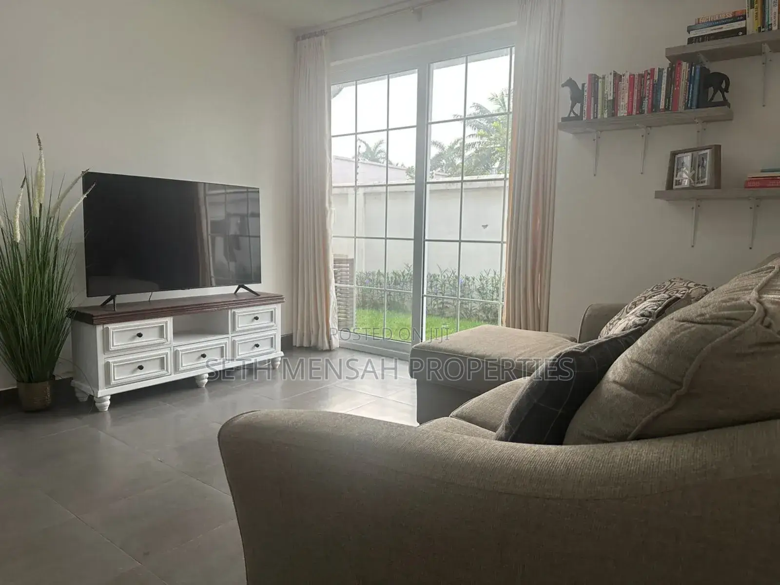 Furnished 1bdrm Apartment in Osu for sale