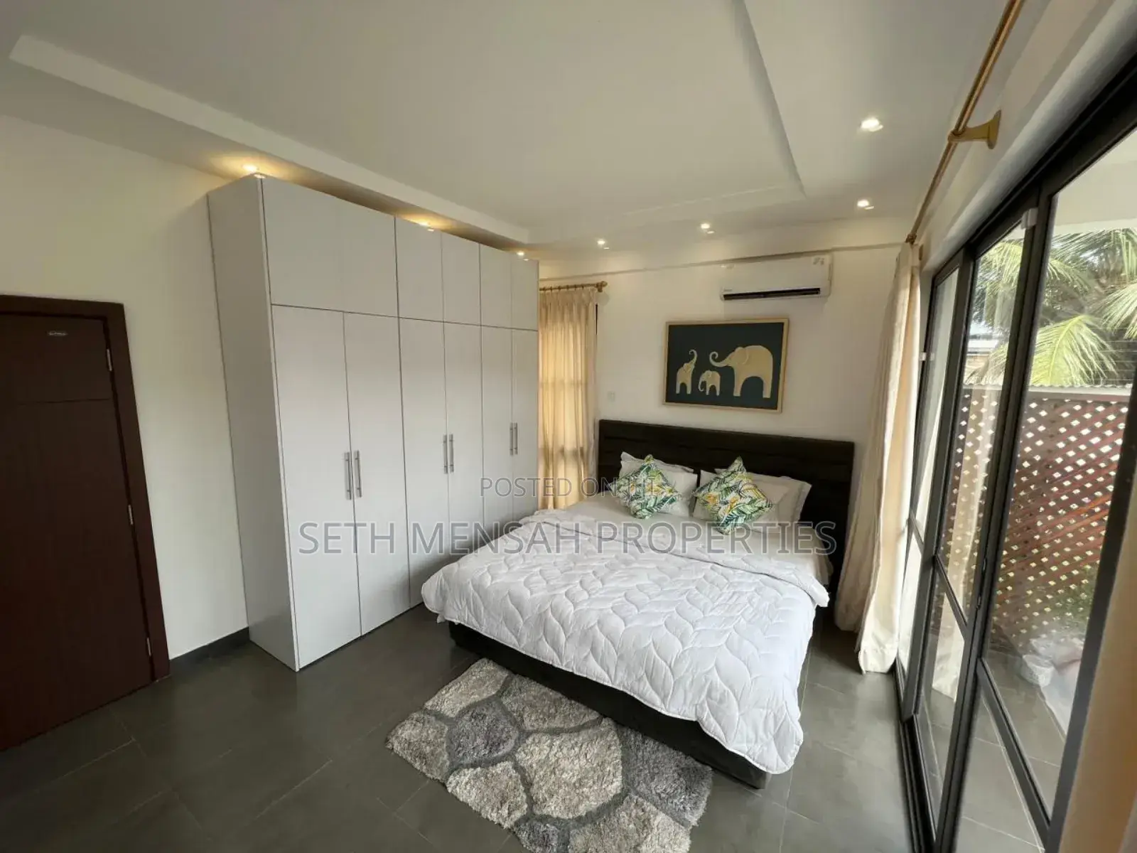 Furnished 1bdrm Apartment in Osu for sale