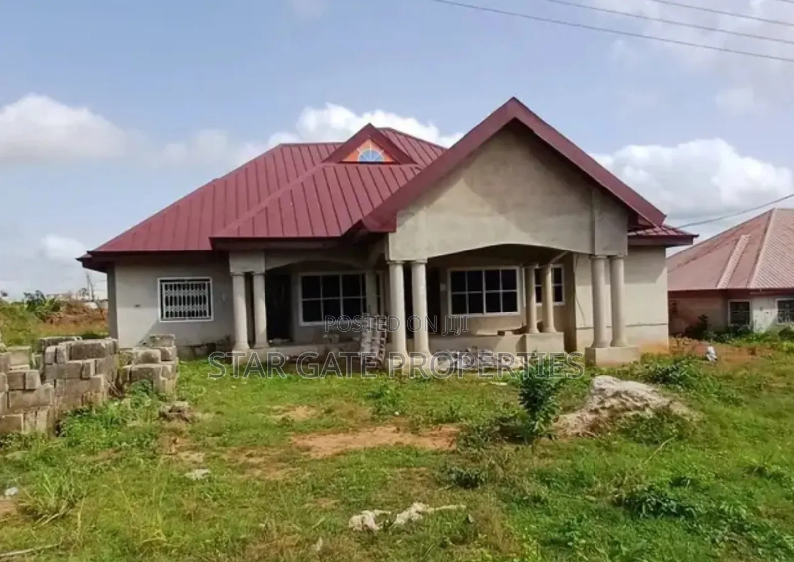 6bdrm House in Ejisu Ampabame, Kumasi Metropolitan for sale
