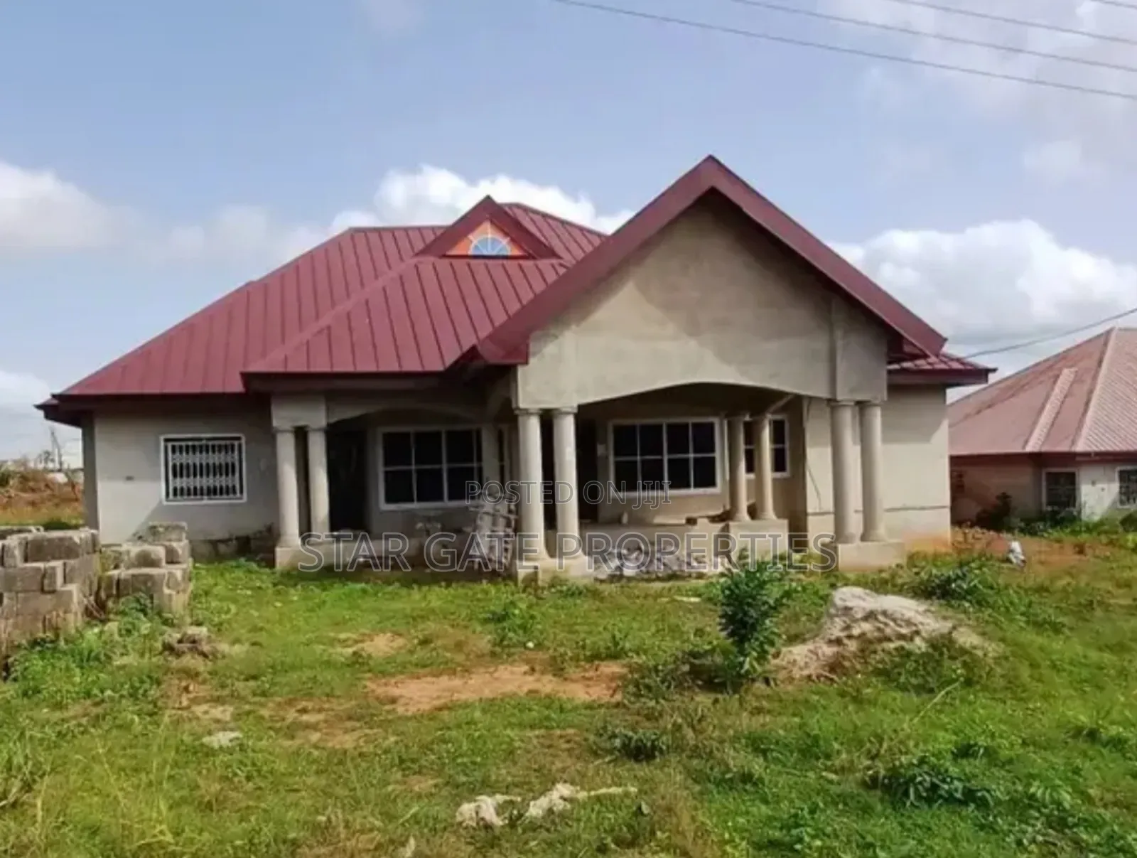 6bdrm House in Ejisu Ampabame, Kumasi Metropolitan for sale