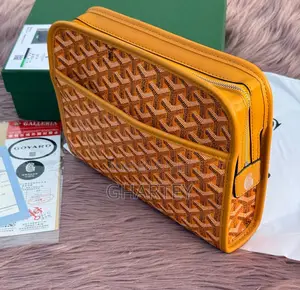 Luxury Unisex Goyard Bag in Yellow