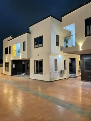 3bdrm Duplex in De-Icons Real Estate, East Legon for sale