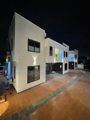 3bdrm Duplex in De-Icons Real Estate, East Legon for sale