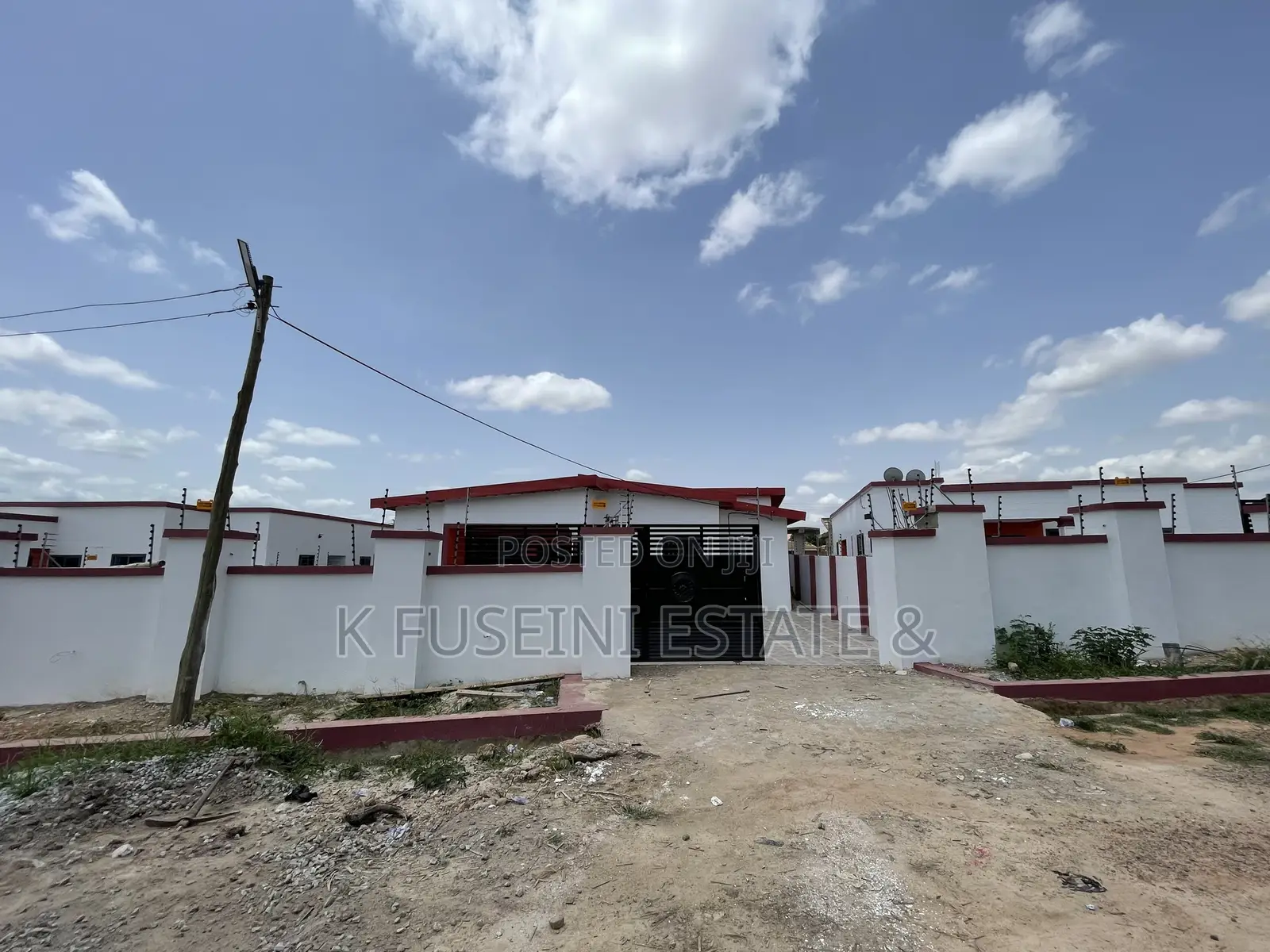 4bdrm House in K Fuseini Estate, Kumasi Metropolitan for sale