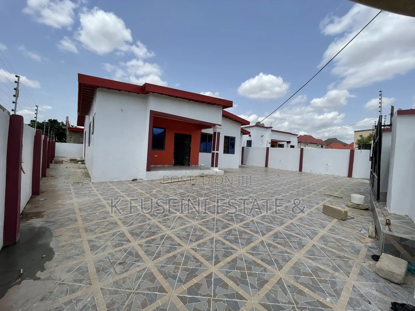 4bdrm House in K Fuseini Estate, Kumasi Metropolitan for sale