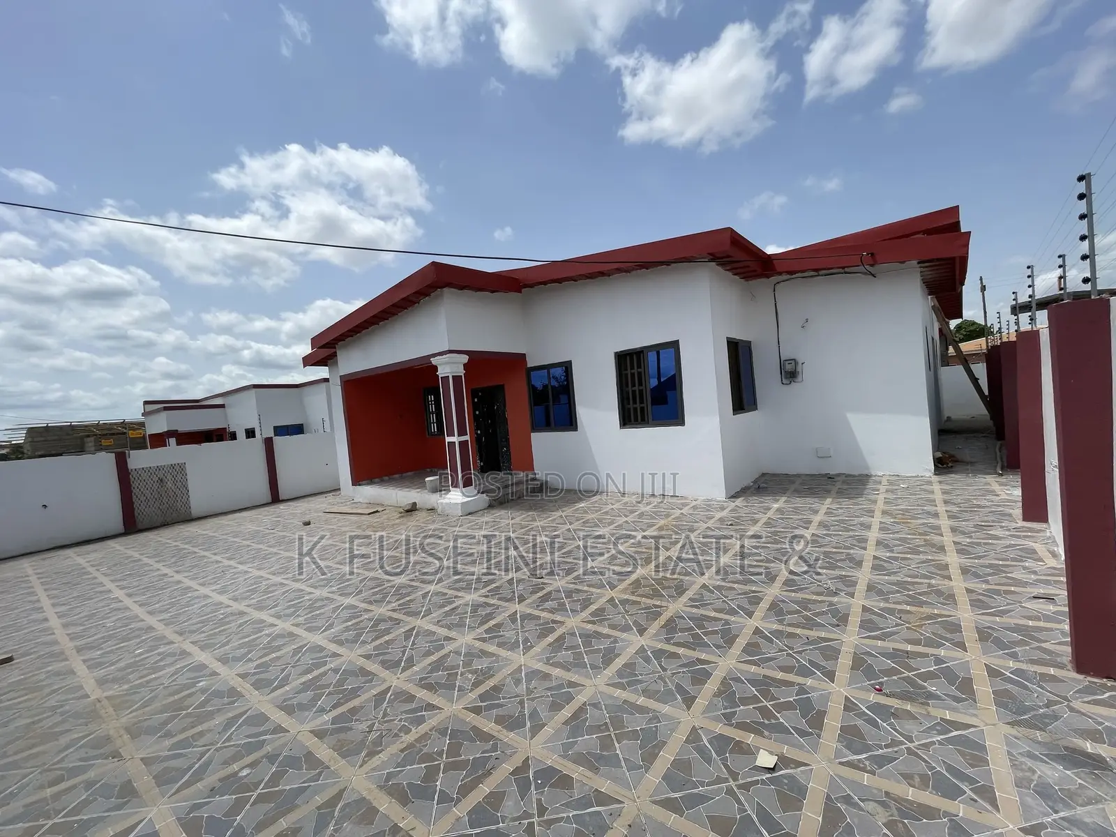 4bdrm House in K Fuseini Estate, Kumasi Metropolitan for sale