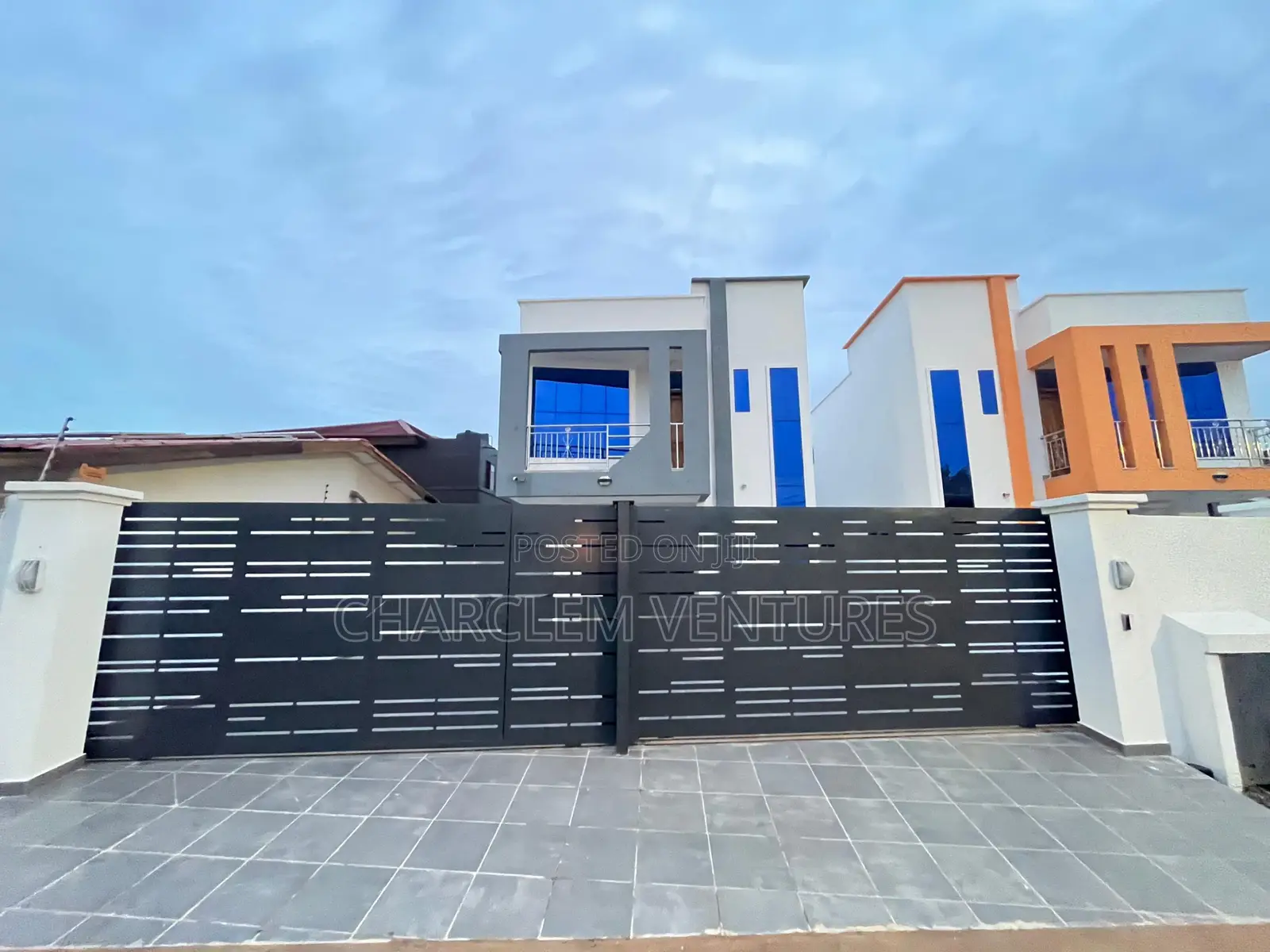 3bdrm House in Charclem Ventures, Adjiriganor for sale