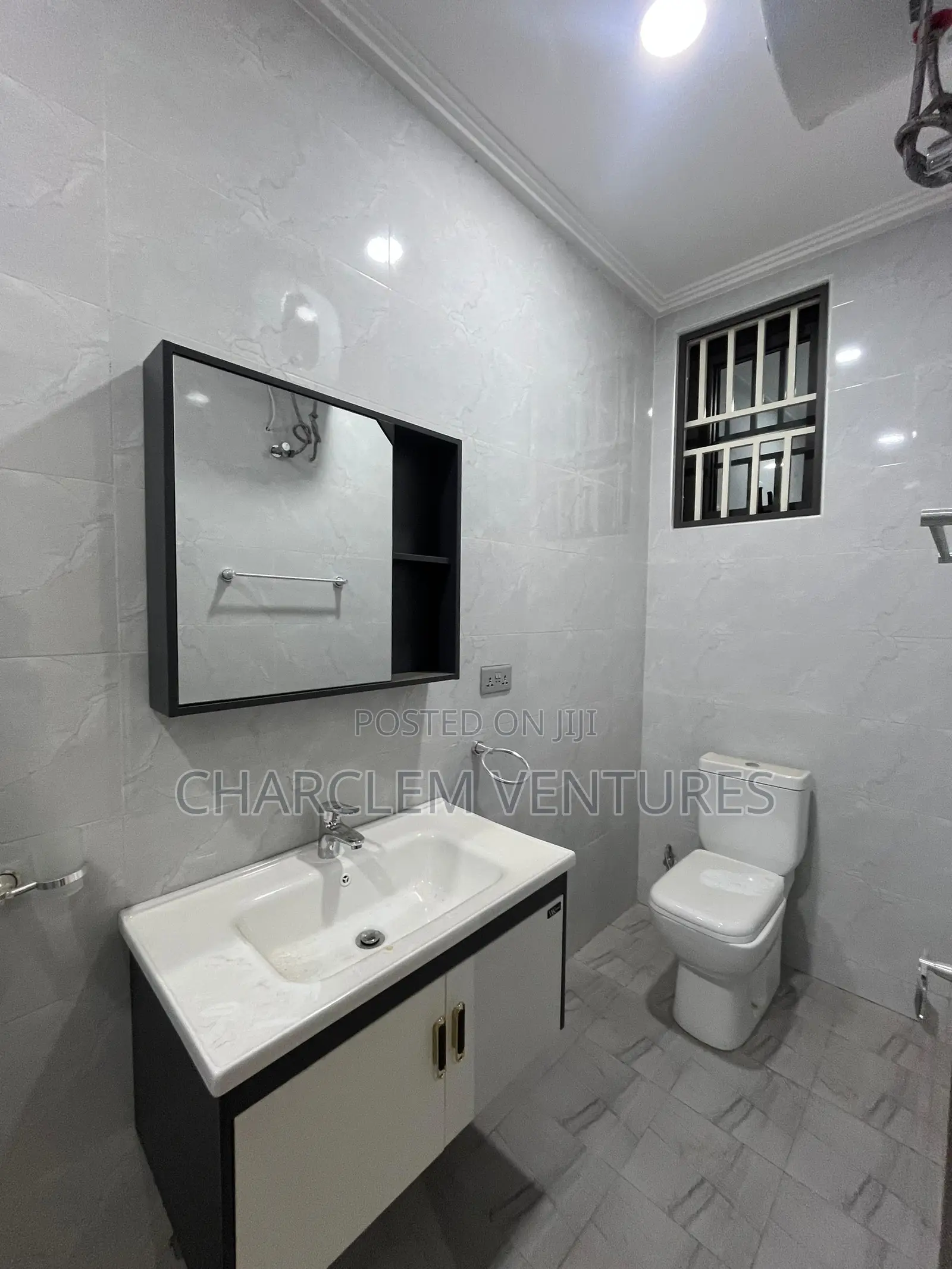 3bdrm House in Charclem Ventures, Adjiriganor for sale