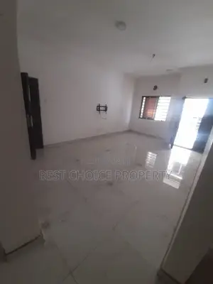2bdrm Apartment in Lakeside for rent