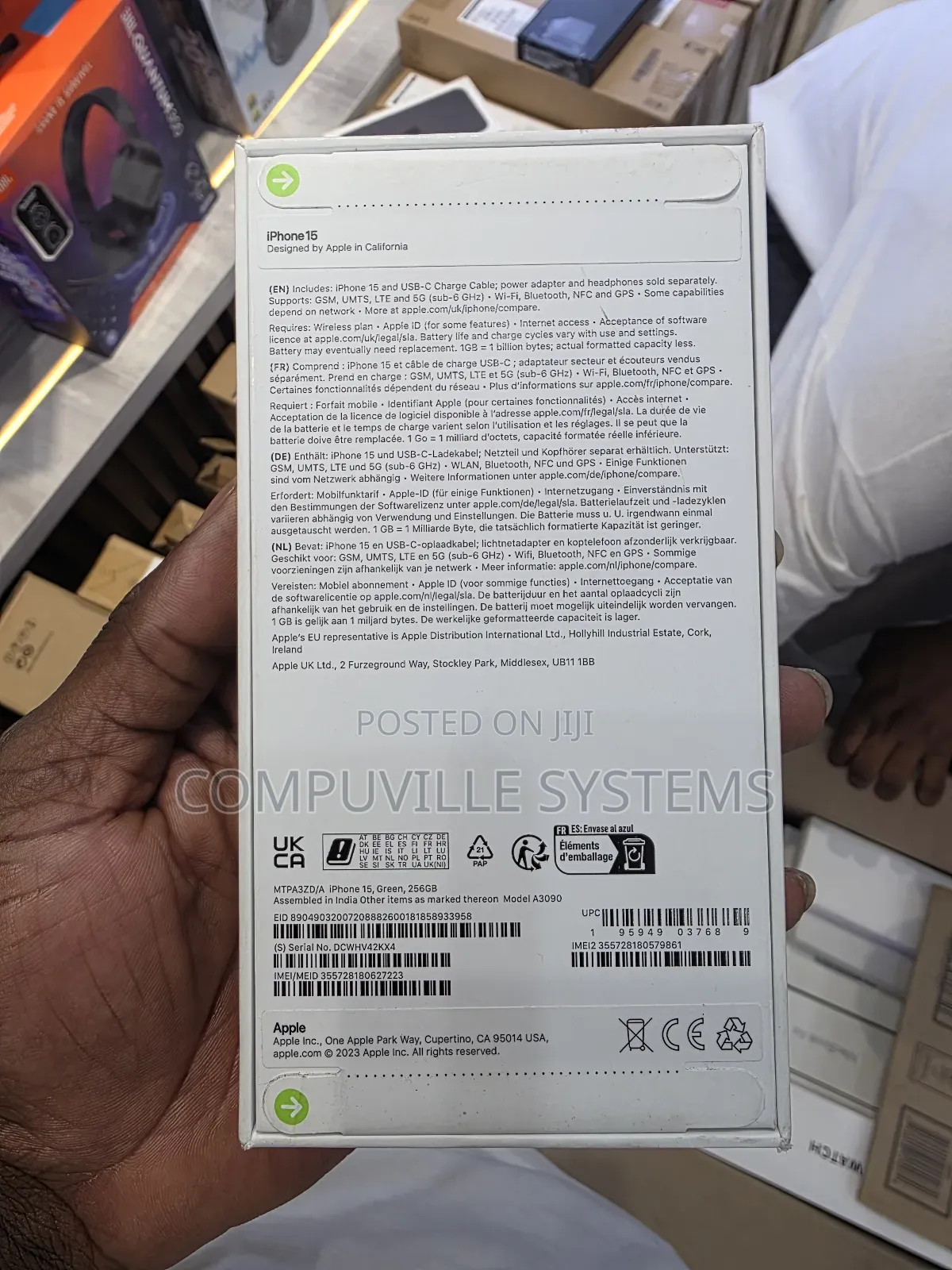 New Apple iPhone 15 256 GB Green