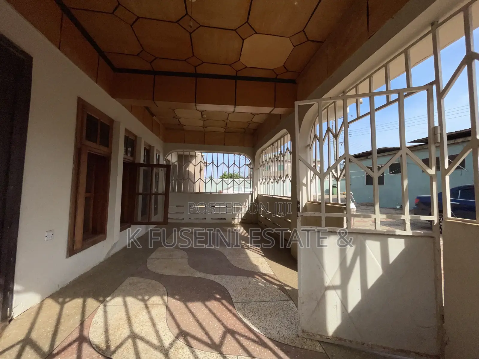 8bdrm House in K Fuseini Estate, Kumasi Metropolitan for sale