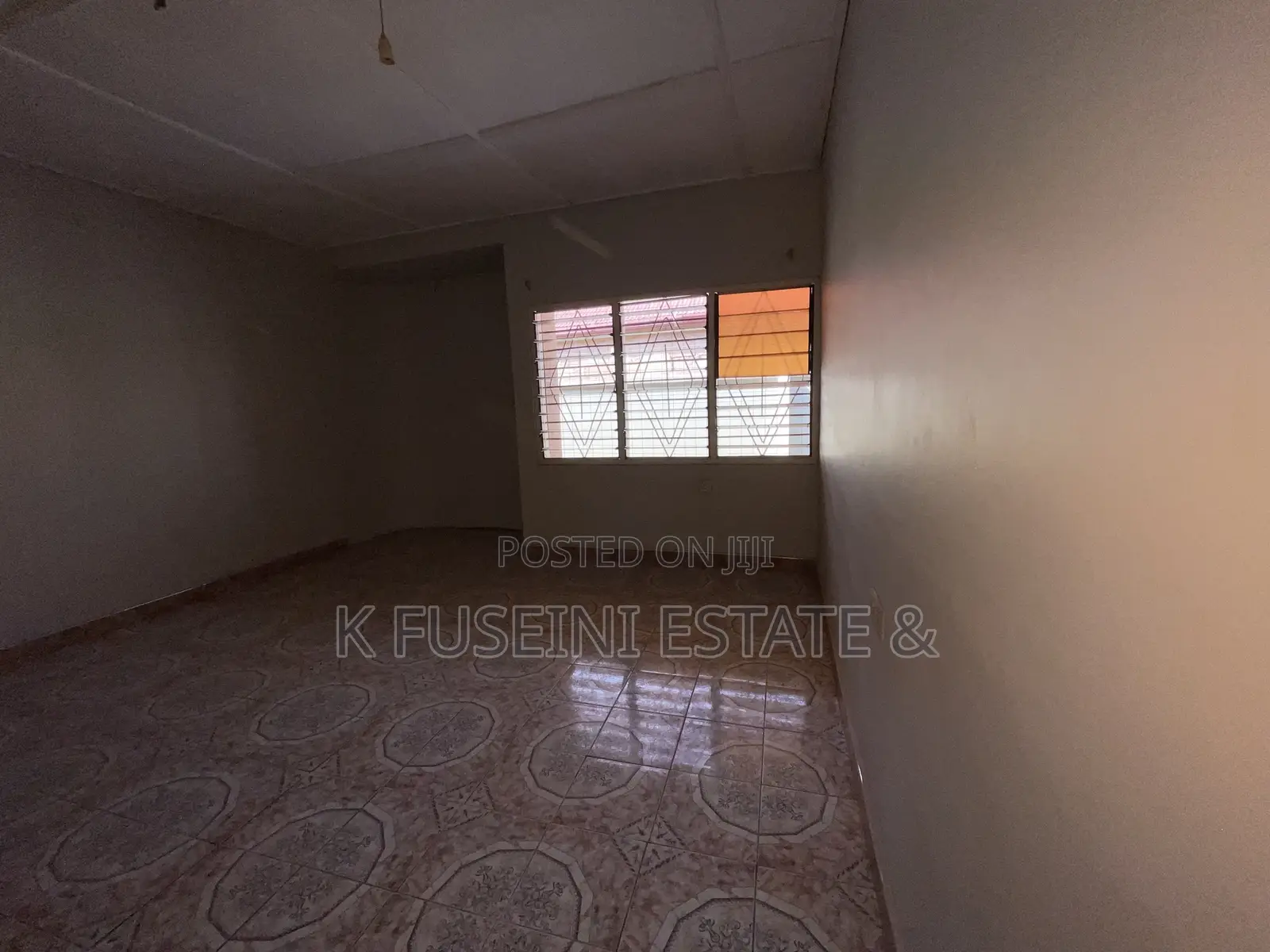 8bdrm House in K Fuseini Estate, Kumasi Metropolitan for sale