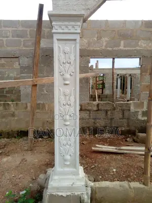 12 Inches Flower Pillar