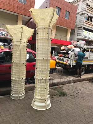 12 Inches Flower Pillar