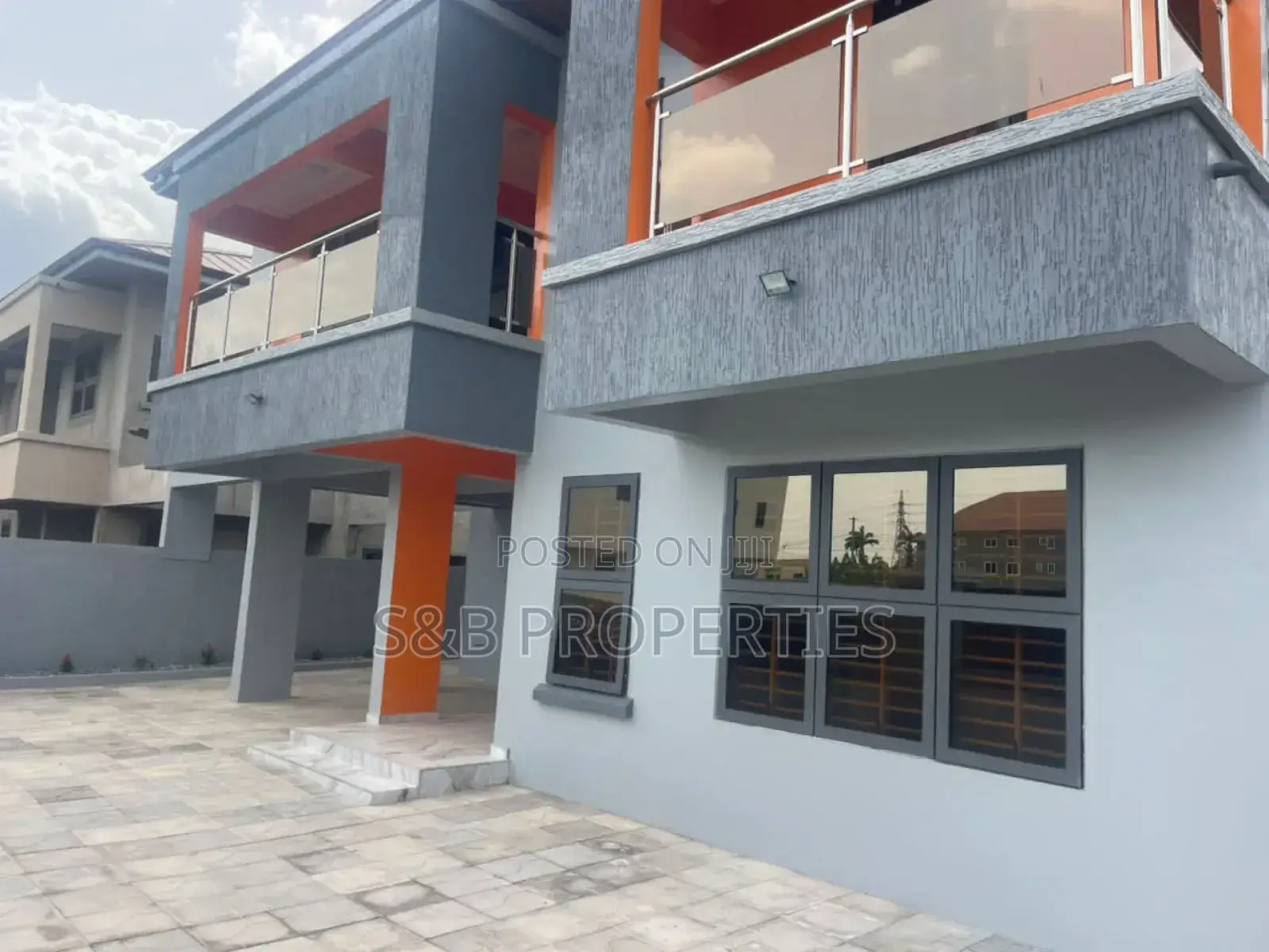 4bdrm House in Haatso for sale
