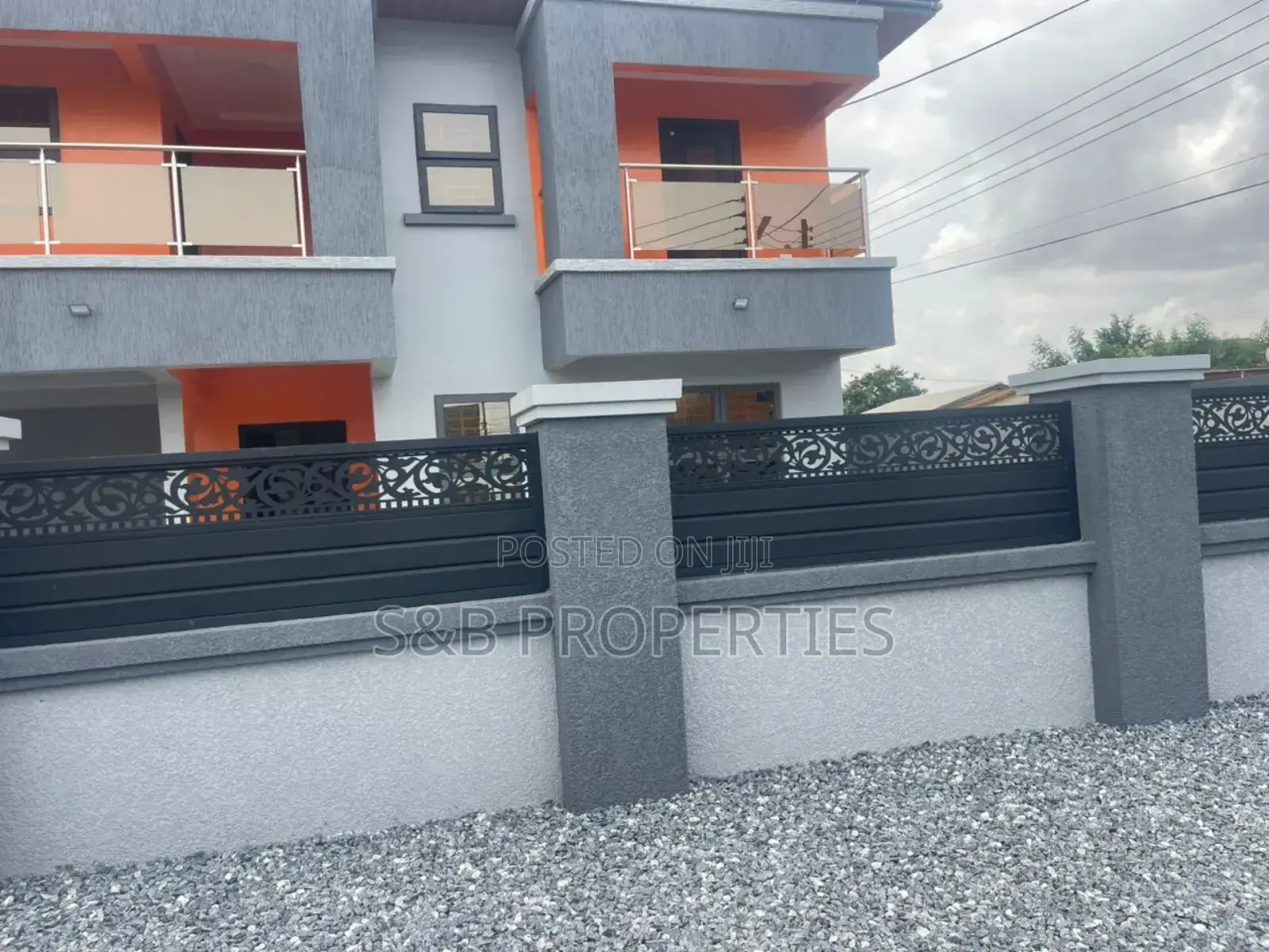 4bdrm House in Haatso for sale