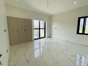 3bdrm House in Airport Residential Area for sale