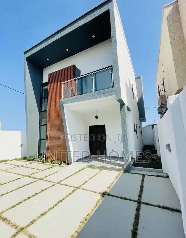3bdrm House in Airport Residential Area for sale